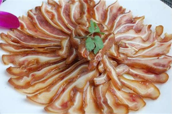 鹵豬頭肉的做法