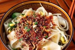 陜西油潑面的做法正宗做法