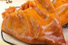 秘制五香鹵豬耳朵的做法配方