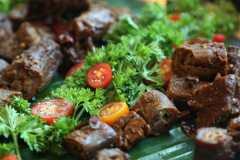 周黑鴨做法和配料