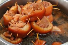 炒糖色的3個重點鹵肉料理油亮亮的關鍵！