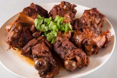 正宗醬大骨頭的做法