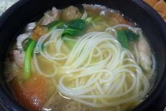 過橋米線湯醬料的配方