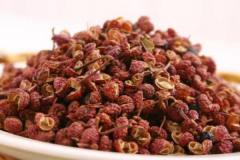 鹵肉加什么香料入味？