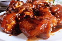 怎樣才能做出純正的糖色水呢？