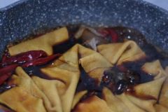 家常鹵豆皮的做法