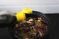 帶殼鹵花生的做法