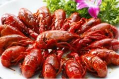 手抓鹵水龍蝦的制作