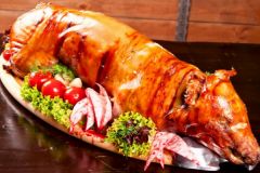 廣東脆皮烤乳豬的做法配料