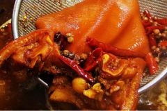 鹵味中的料油做法