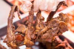 如何制作出干香有嚼勁的鹵鴨貨？