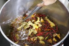 麻辣鹵鴨貨的制作與配方