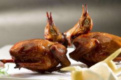 花椒乳鴿的做法與配料